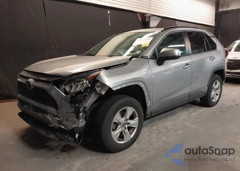 2020 Toyota Rav4 Xle z USA, uszkodzony, nr VIN 2T3P1RFV1LW125253